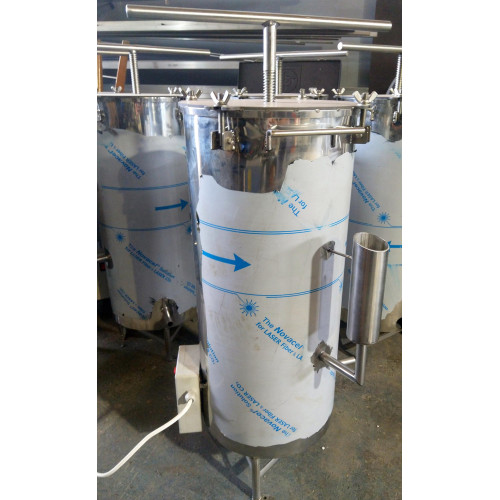 Kanarbikumee kruvipress APITAL 40 l  – Vahapress