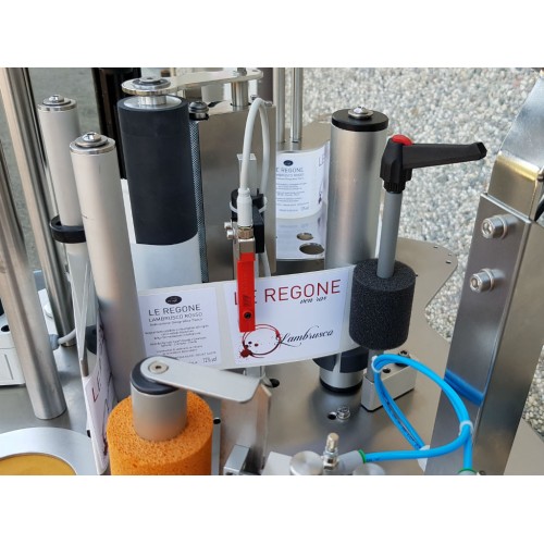 Flaschenetikettierer ALPHA PRO / Etikettiermaschine für Flaschen und Dosen