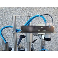 Flaschenetikettierer ALPHA PRO / Etikettiermaschine für Flaschen und Dosen