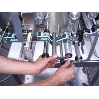 Bottle labelling machine MEGA12