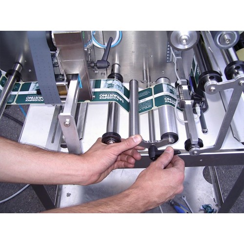 Bottle labelling machine MEGA12