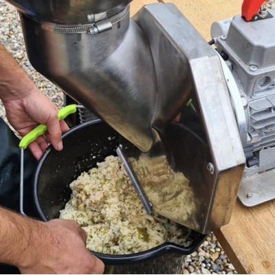 Puuvilja ja marjade ettevalmistamine mahlapurusti või veinipurusti jaoks