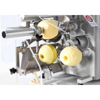 Macchina per sbucciare, togliere il torsolo, dividere e affettare le mele FEUMA ASETSM