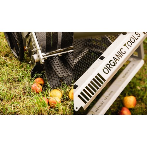 Fallen apple harvesting machine Obstraupe Silver Fox 04 – fruit picking machine for pears, walnuts, chestnuts