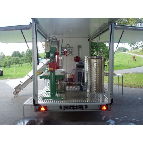 Linha móvel de produção de sumo de maçã 700 kg/h / Linha móvel de processamento de fruta