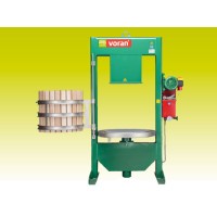 Hydrauliczna prasa do owoców i winogron VORAN 100K + Rozdrabniacz RM1,5