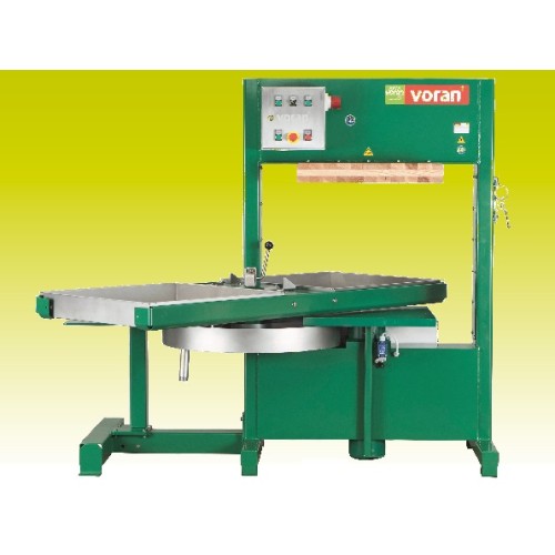 Pressoir hydraulique à paquets pour jus de pommes VORAN 180P2 ROTARY - Presse à paquets