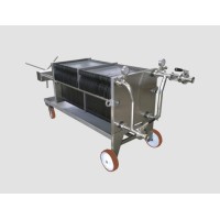 Wein-Schichtenfilter CF 40x40 cm mit pumpe