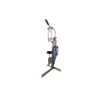 Boucheuse manuelle sur pied pneumatique CORKER PNEUS